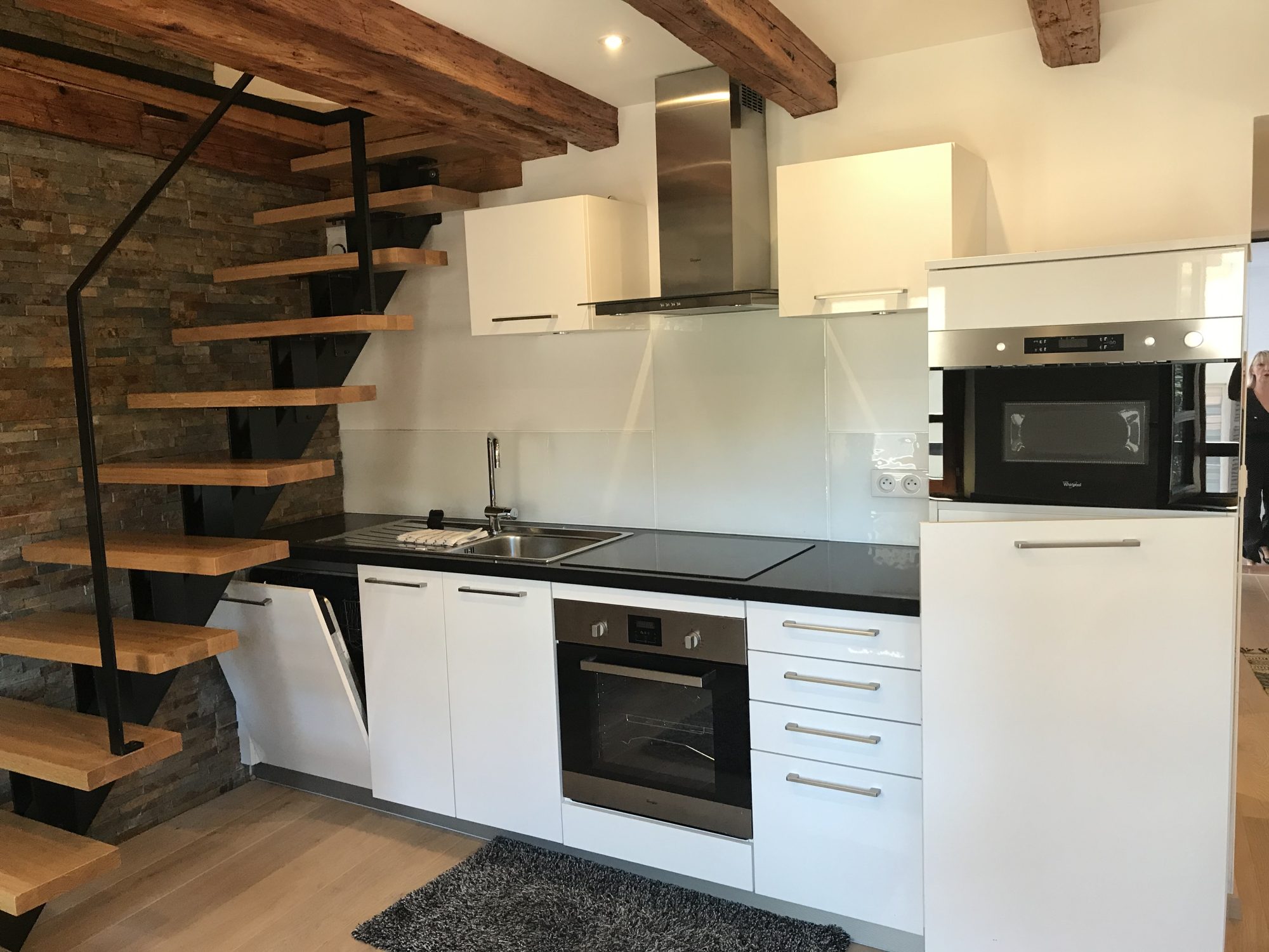 GRAND-RUE MAGNIFIQUE 2/3 P. MEUBLE