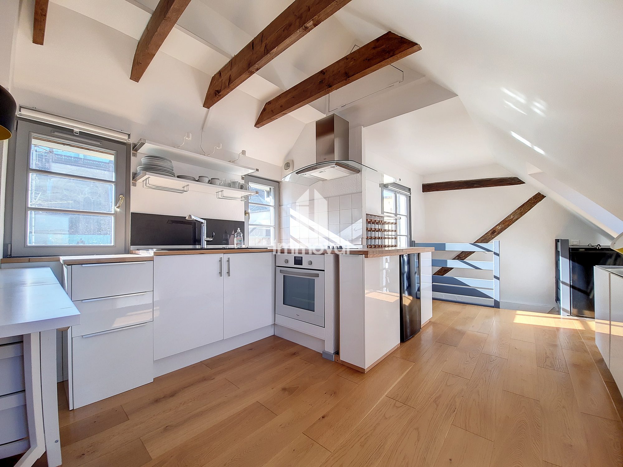 HYPER-CENTRE - F4 meublé 73.11m²