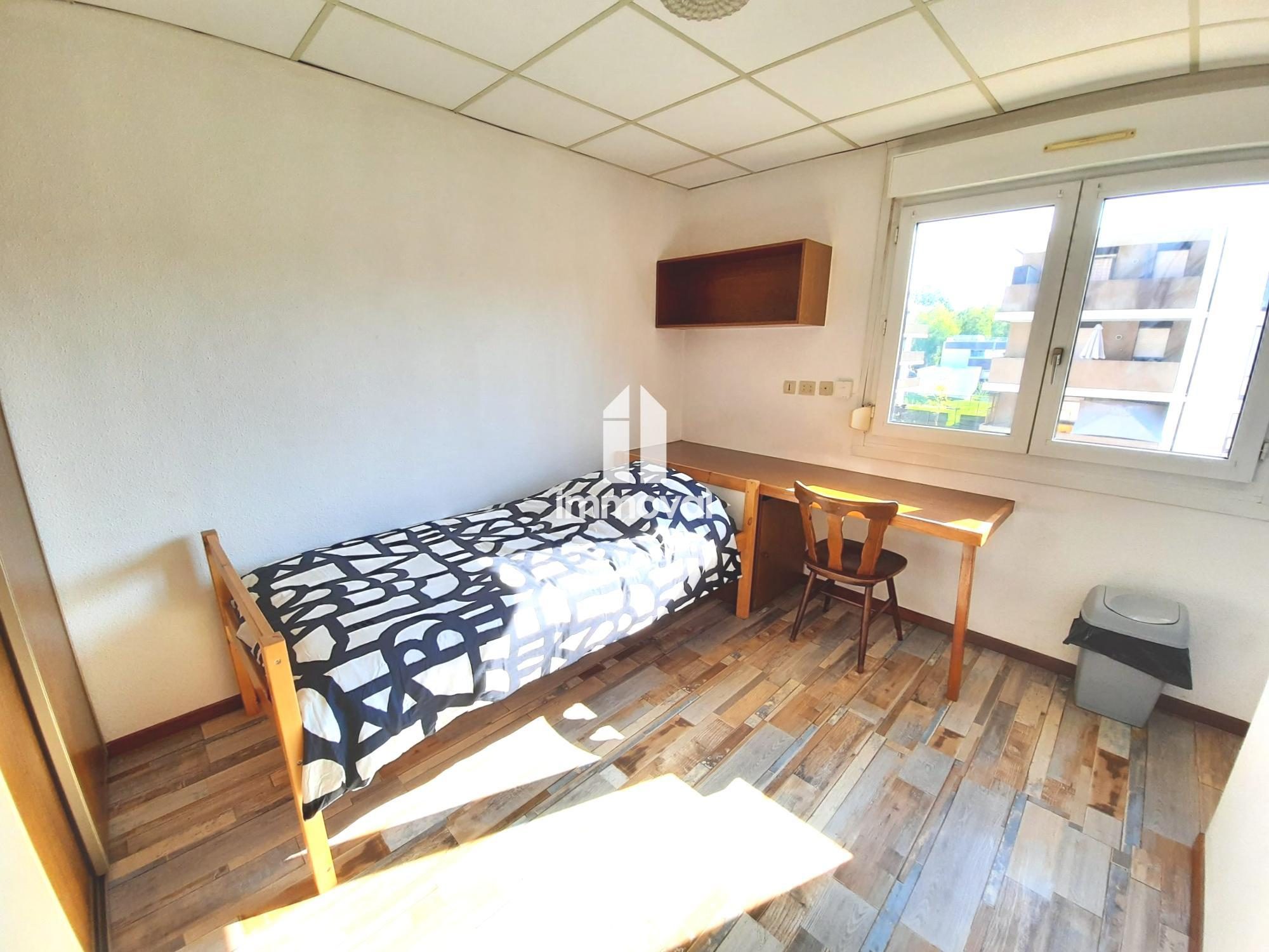 ILLKIRCH-GRAFFENSTADEN - STUDIO MEUBLE -  14M²