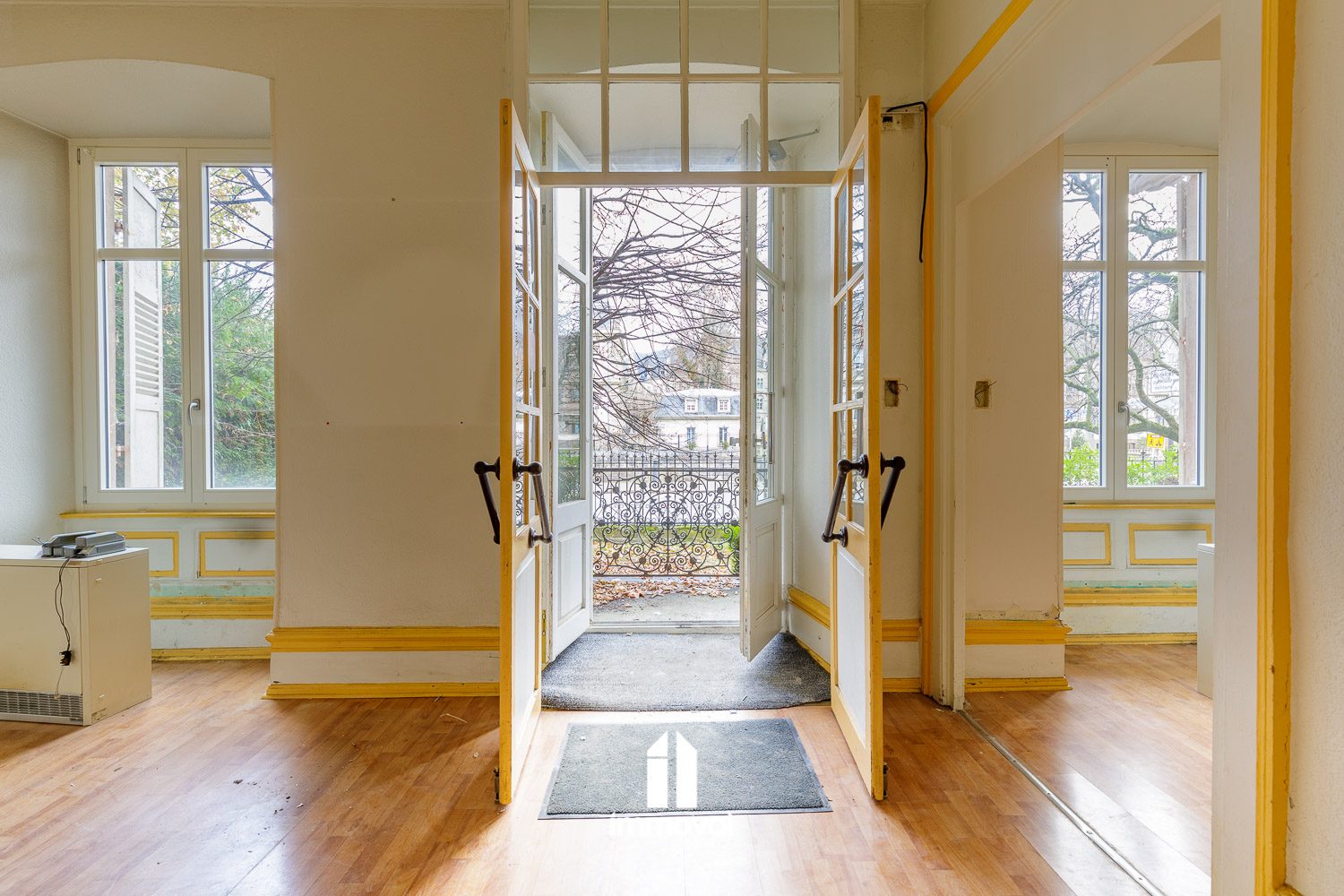 CENTRE VILLE  - 6/7Pièces  - 206.25m²