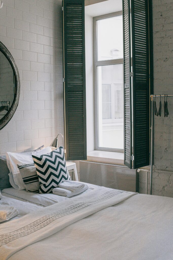 ouvrir les fenêtres la nuit maison