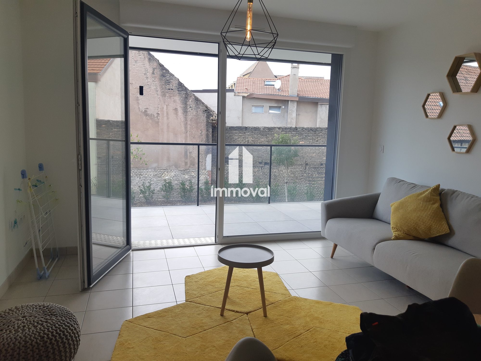 SCHILTIGHEIM - 2P MEUBLE - 39m²