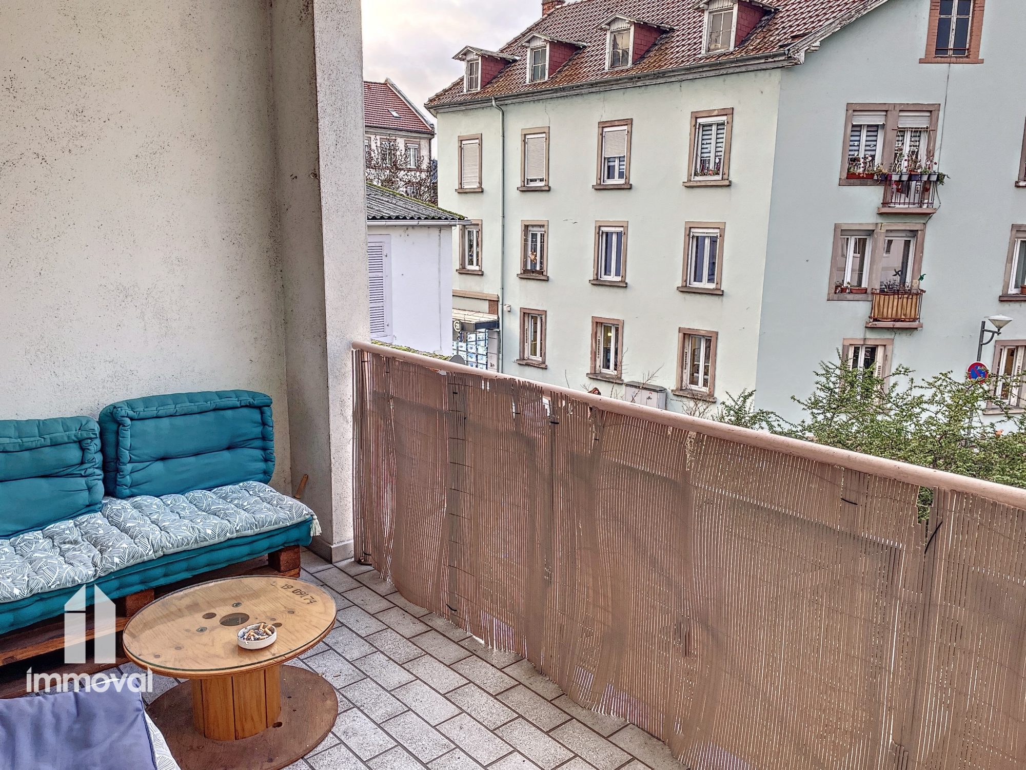 Début Neudorf 2p avec balcon de 41m² vendu loué