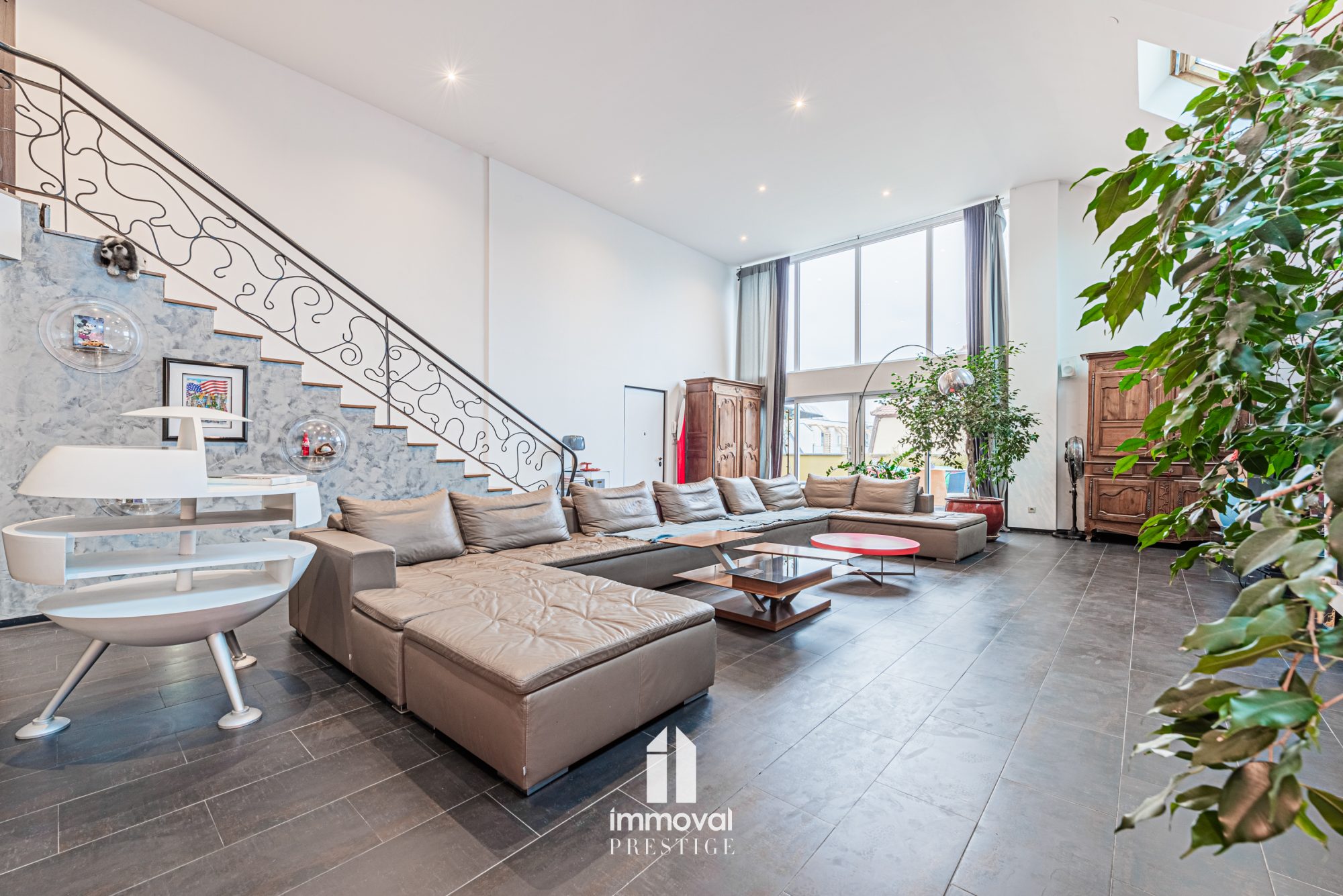 Schiltigheim Appartement 304m² avec terrasse de 47 m² et garag