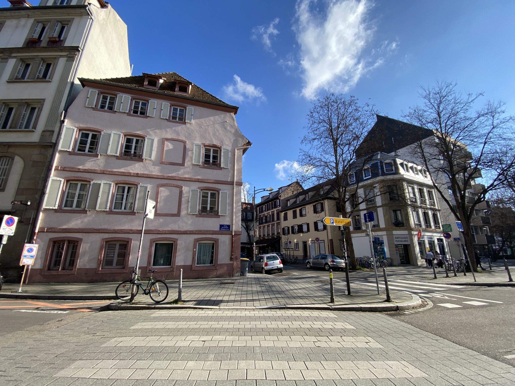 KRUTENAU - IMMEUBLE de 305,3 m² à rénover
