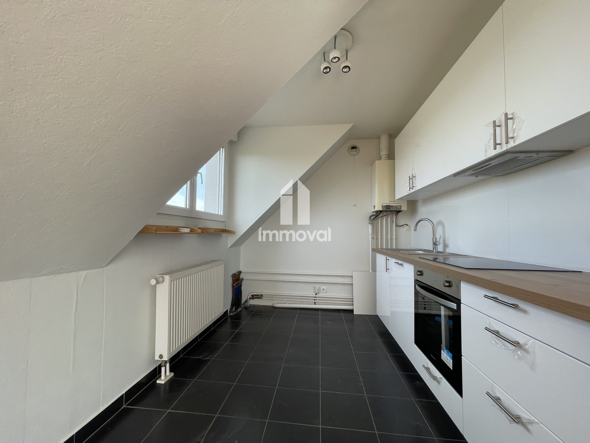 PLOBSHEIM - 3 PIECES - 67.73M²