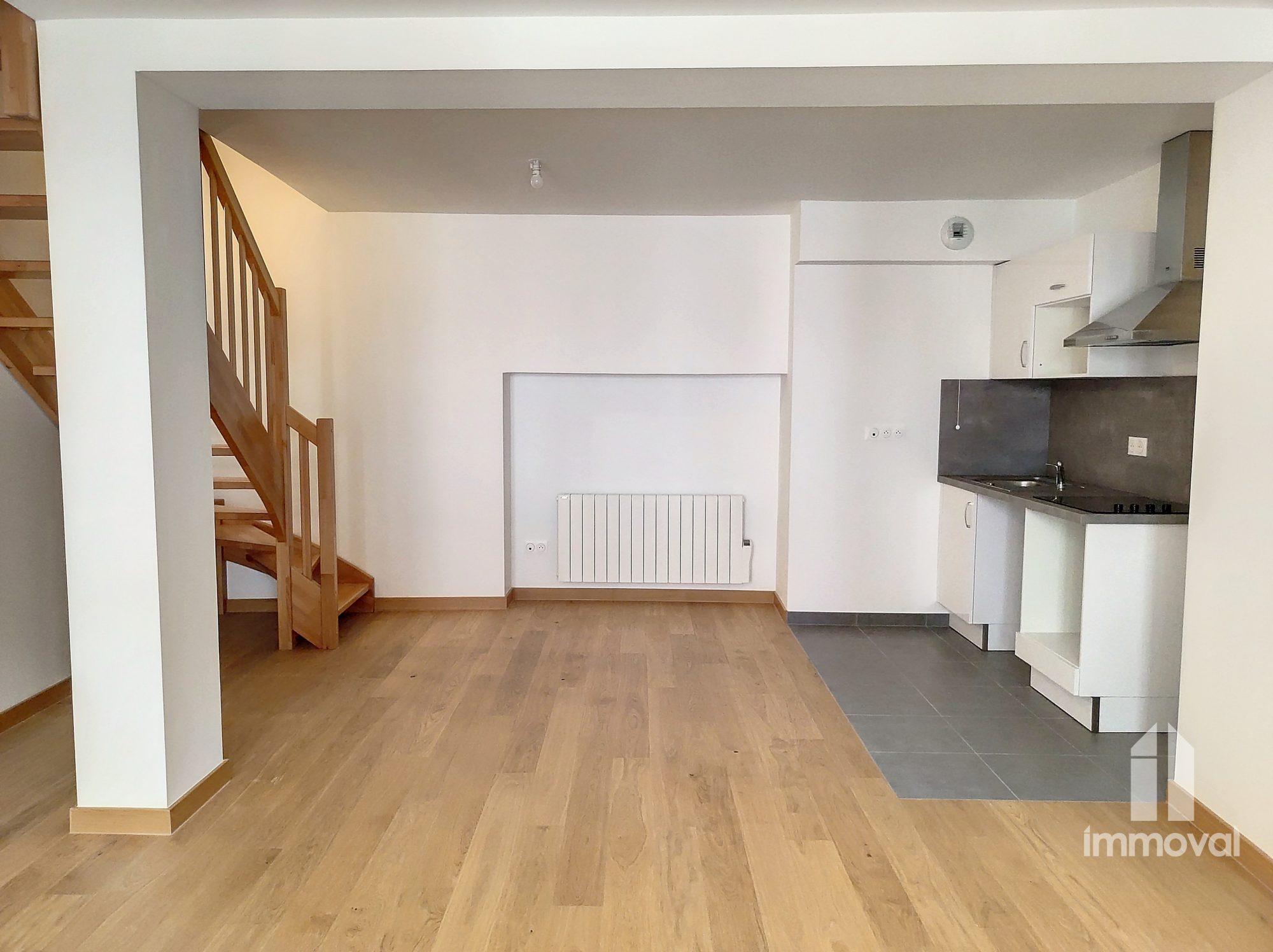 PETITE FRANCE 4 pièces 77m2 Rénové avec ascenseur, cave.