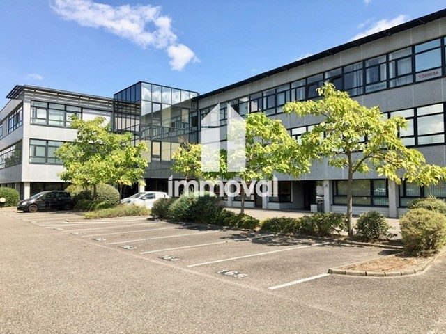 Bureaux lumineux de 202m²  à Entzheim