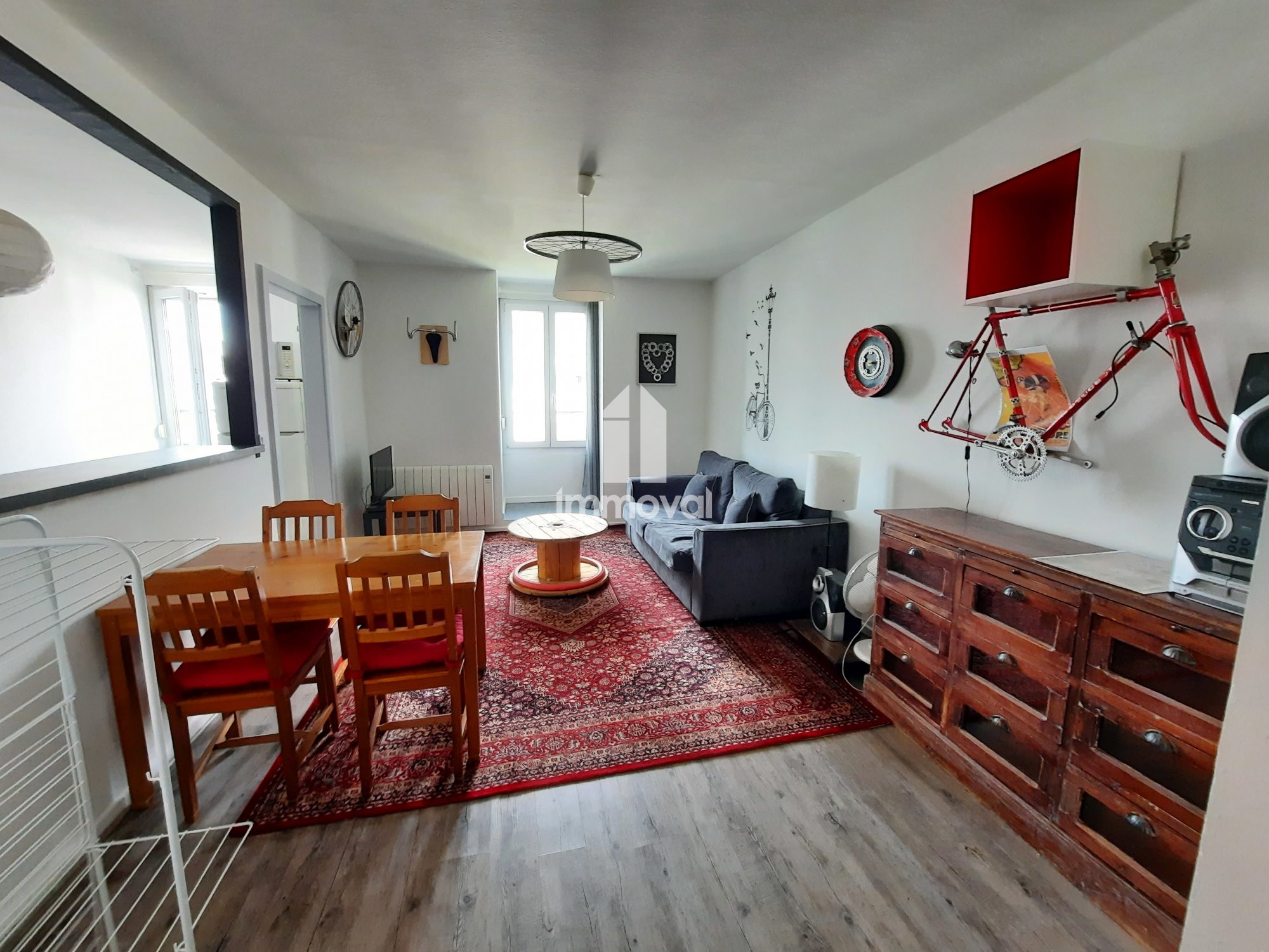 QUARTIER GARE/MUSEE D'ART MODERNE - 2P MEUBLE - 49.03M²