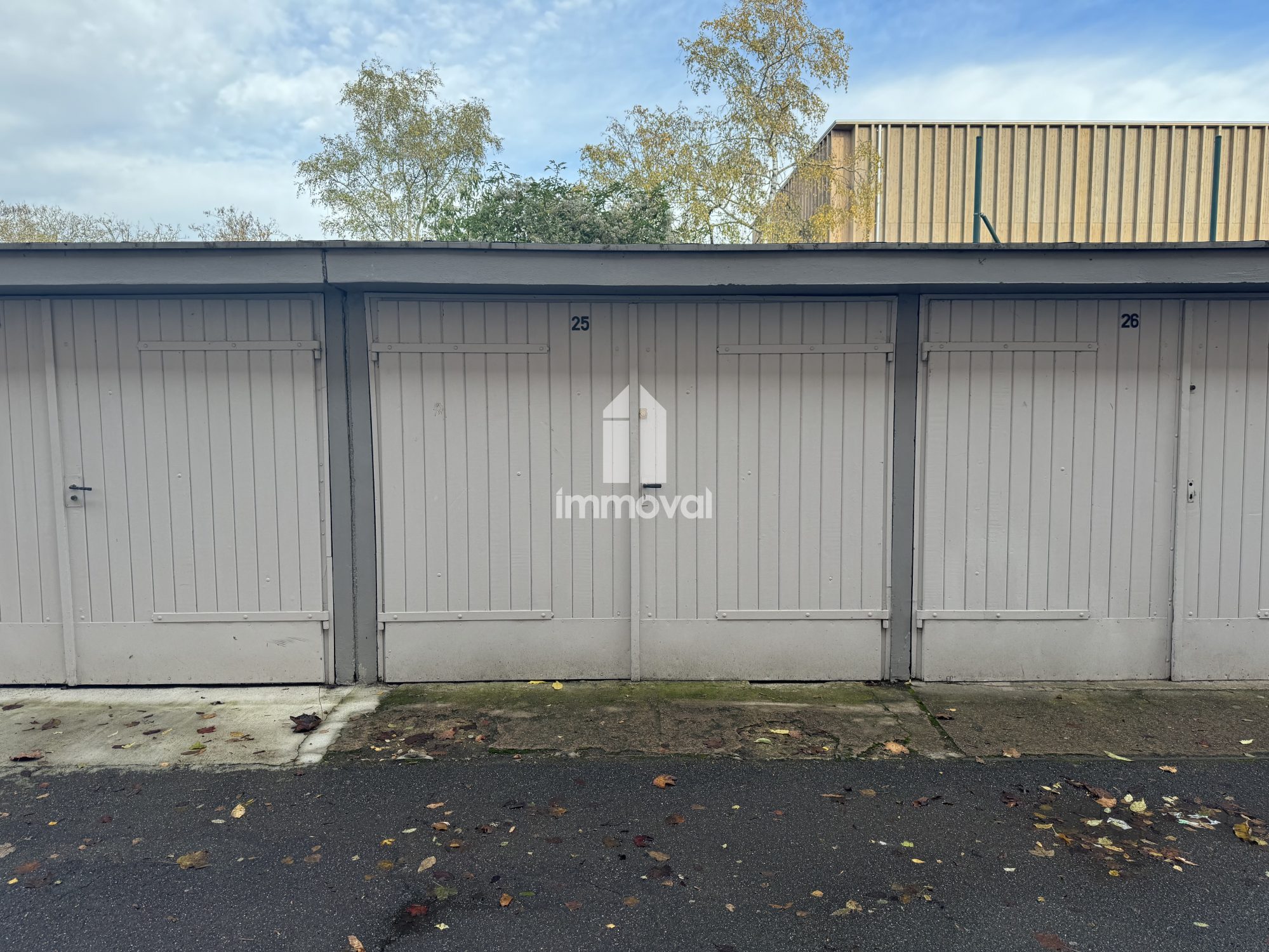 NEUDORF - Garage fermé rue de Fréland