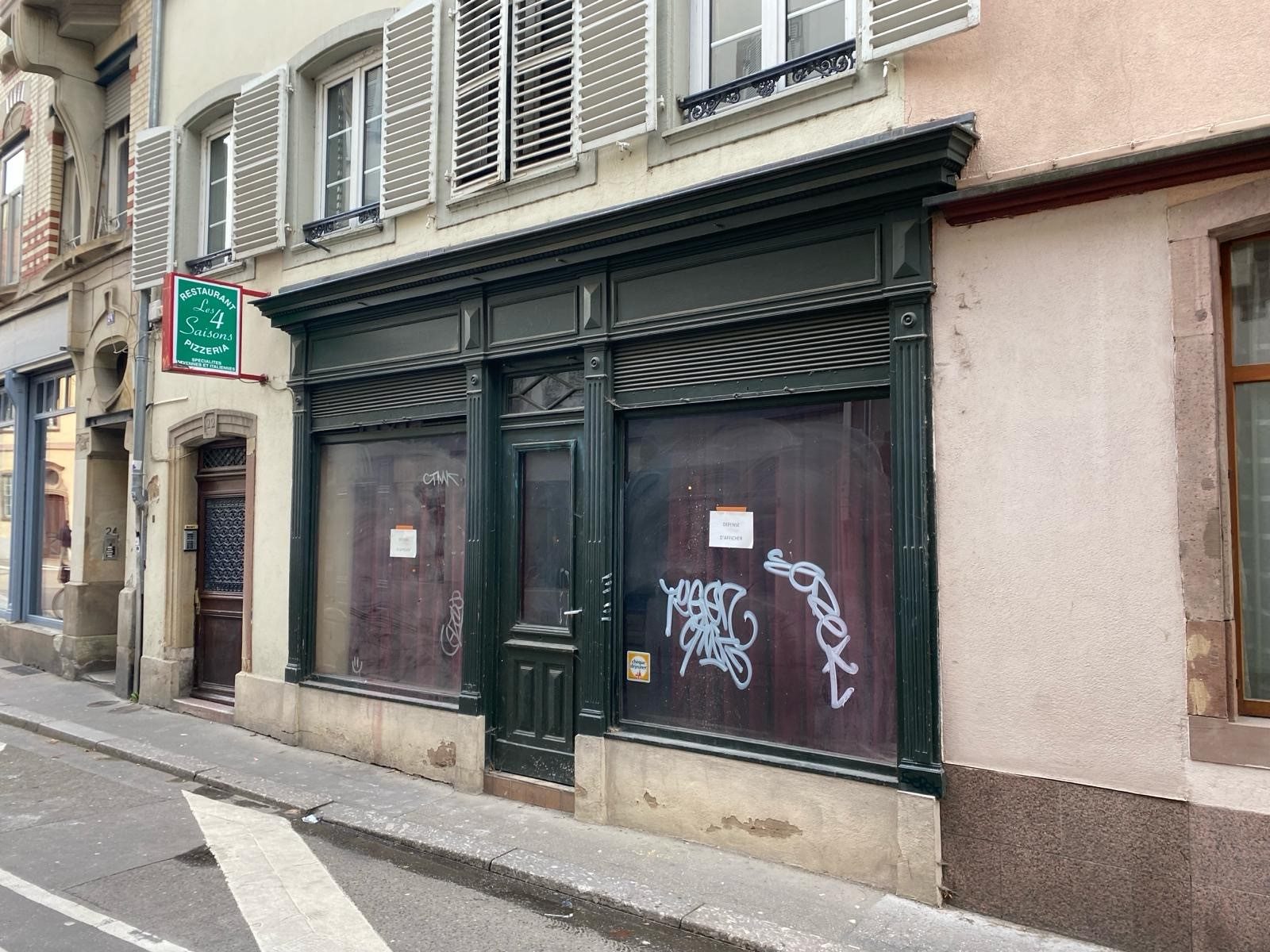 RUE BRULEE /  Local commercial à louer de 67.99m²