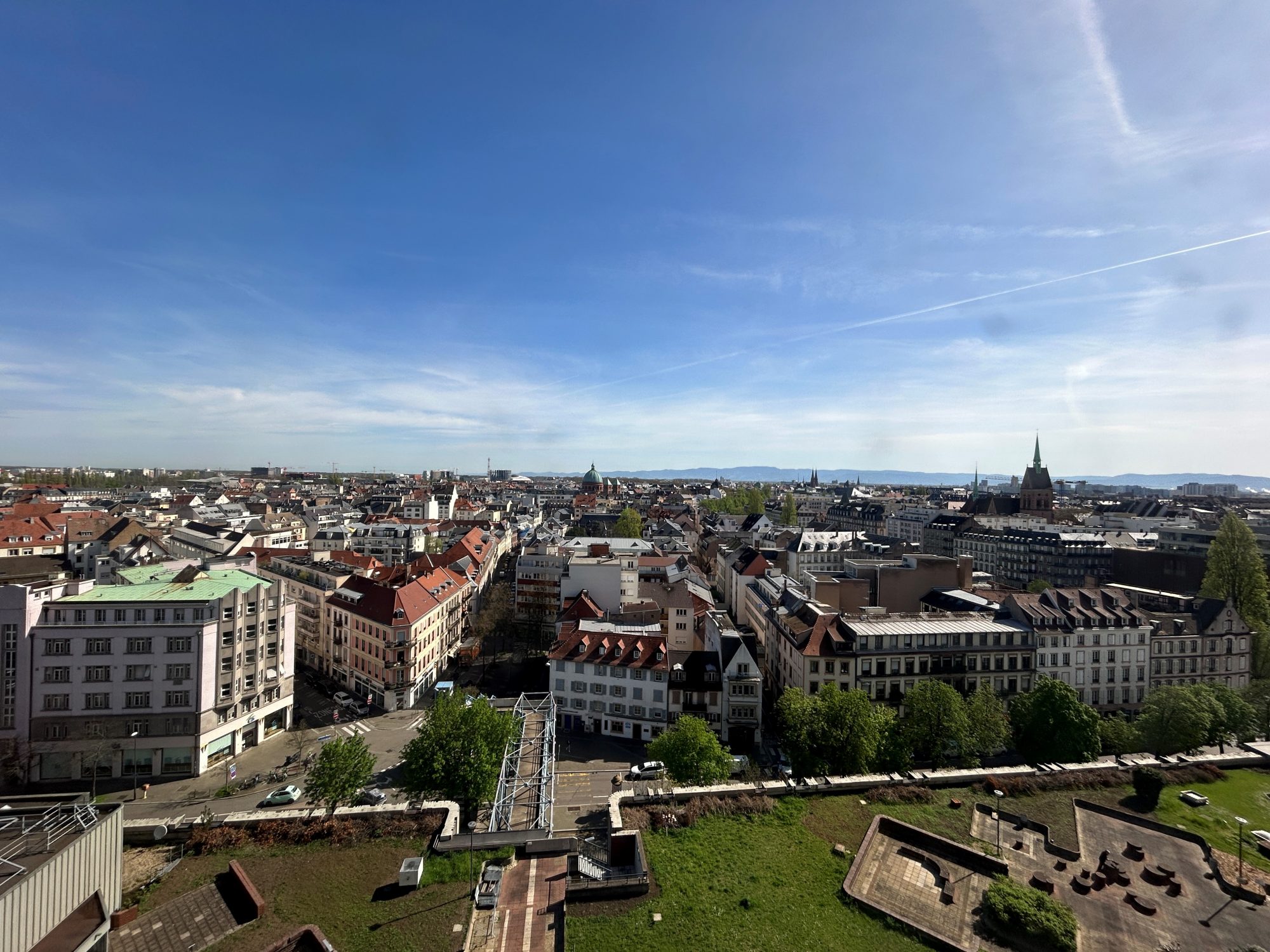 Strasbourg Place des Halles, locaux professionnels de 512.31 m²