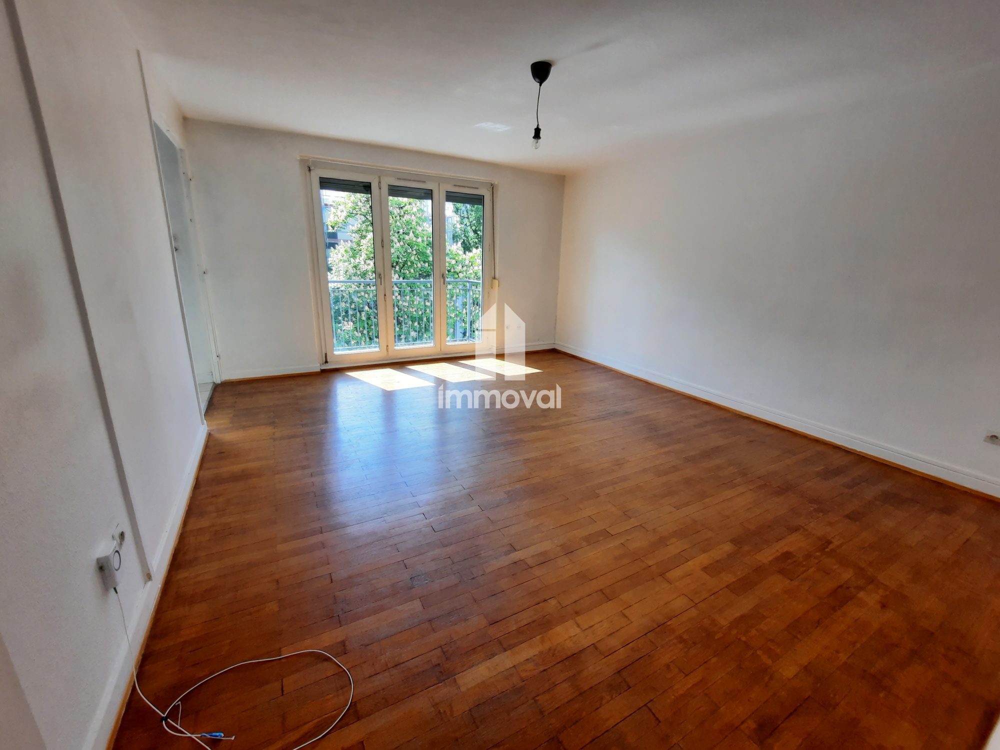 HALLES - 2P - 49.48m²