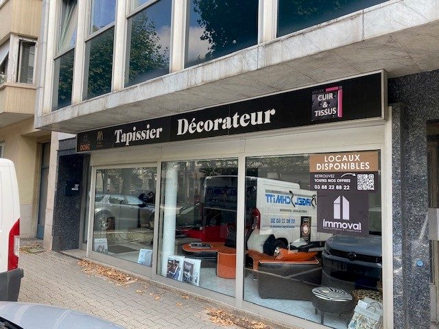 AVENUE DES VOSGES / Local commercial de 90m² à louer