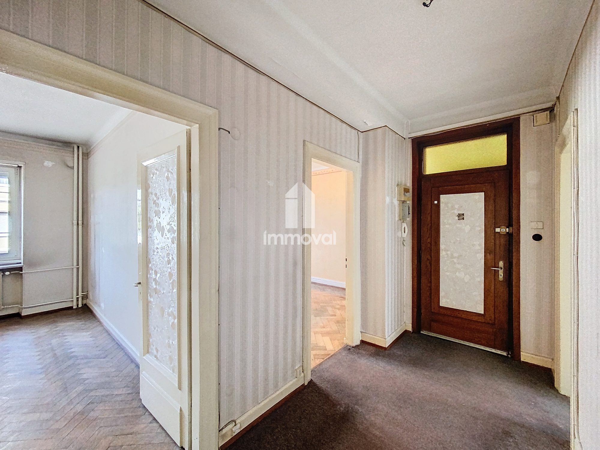 GARE Appartement 2P de 59.80m² 1er étage