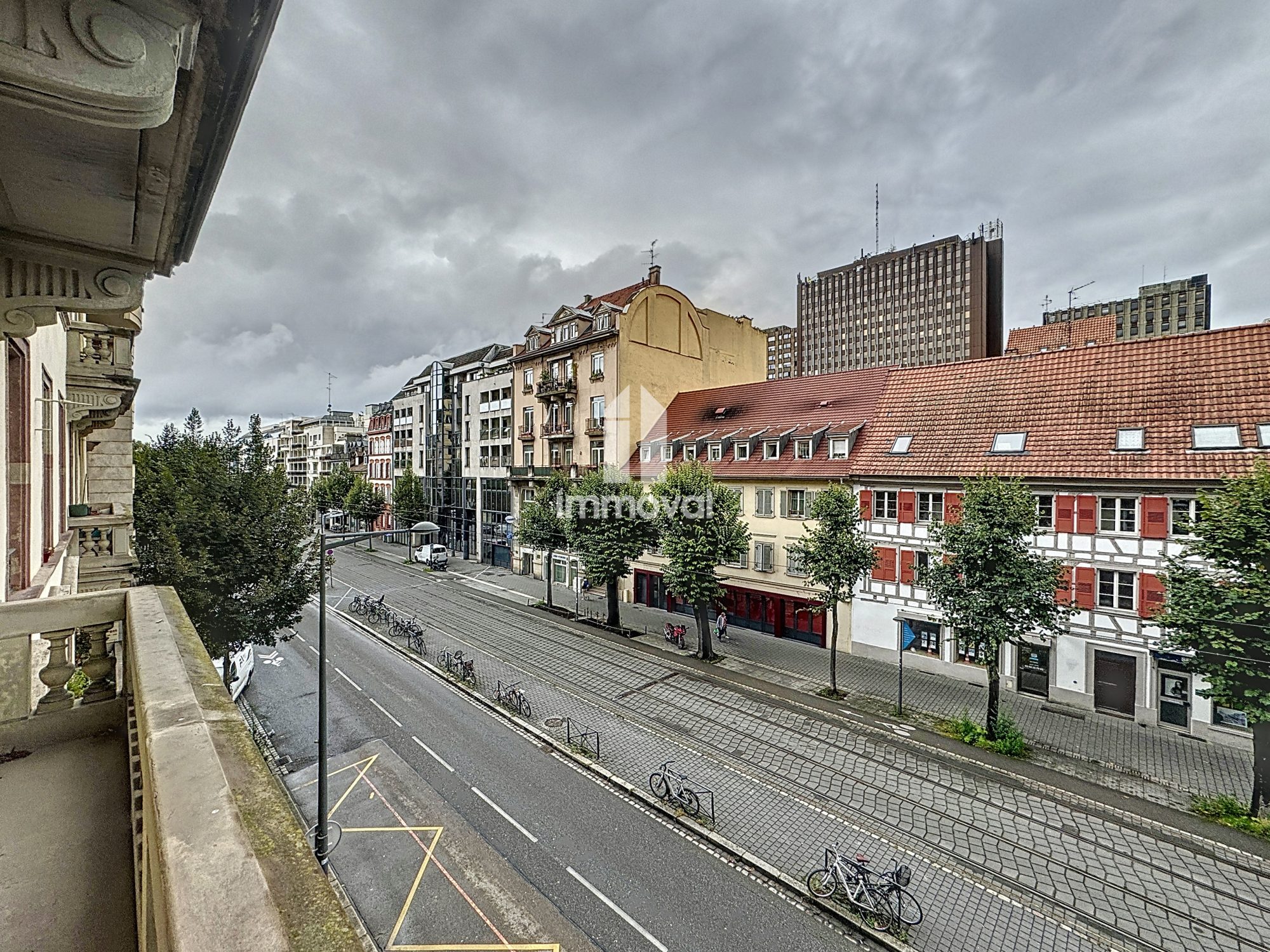 CENTRE VILLE - T6 - 192M²