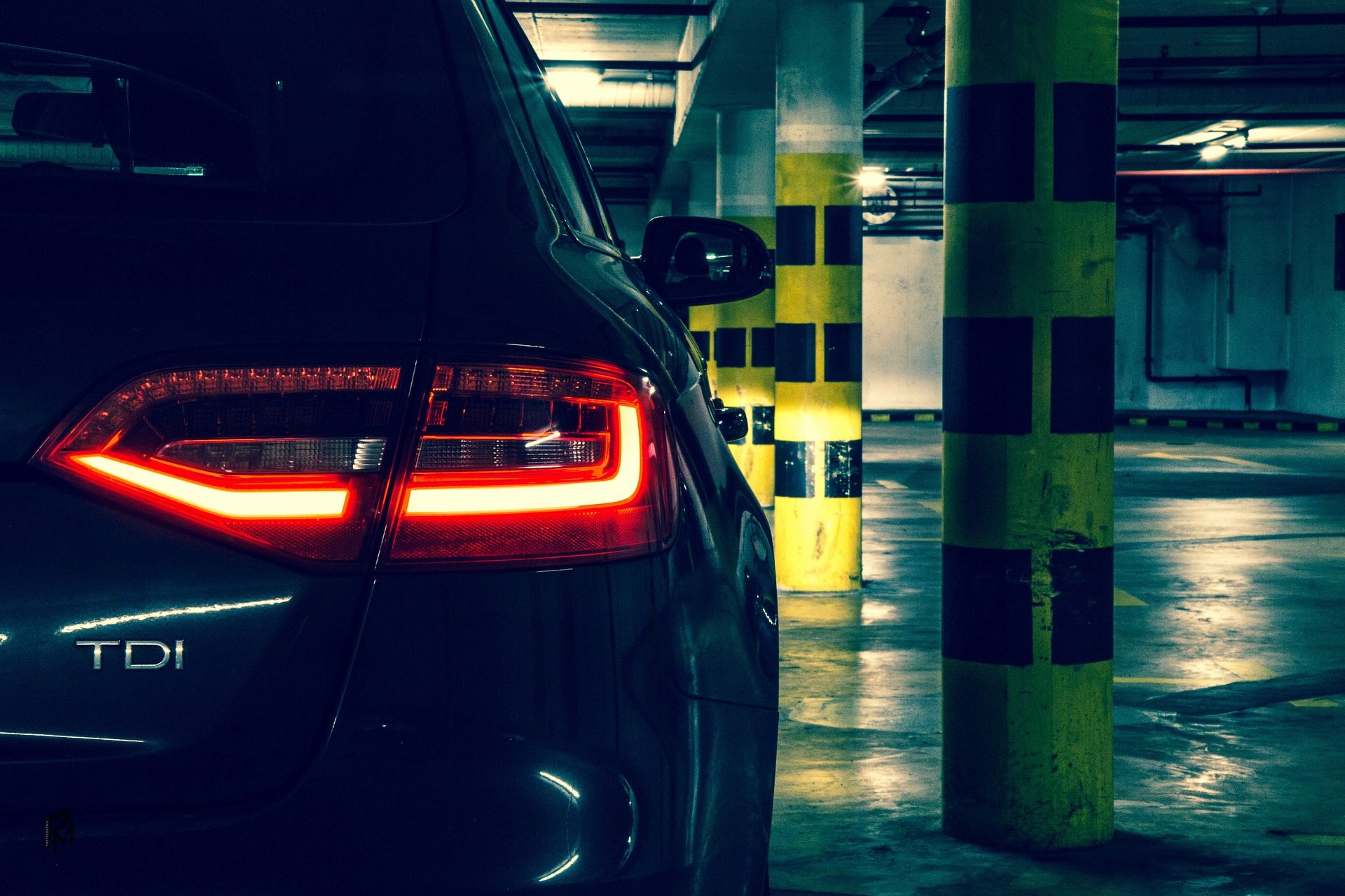 GARE - Garage Fermé