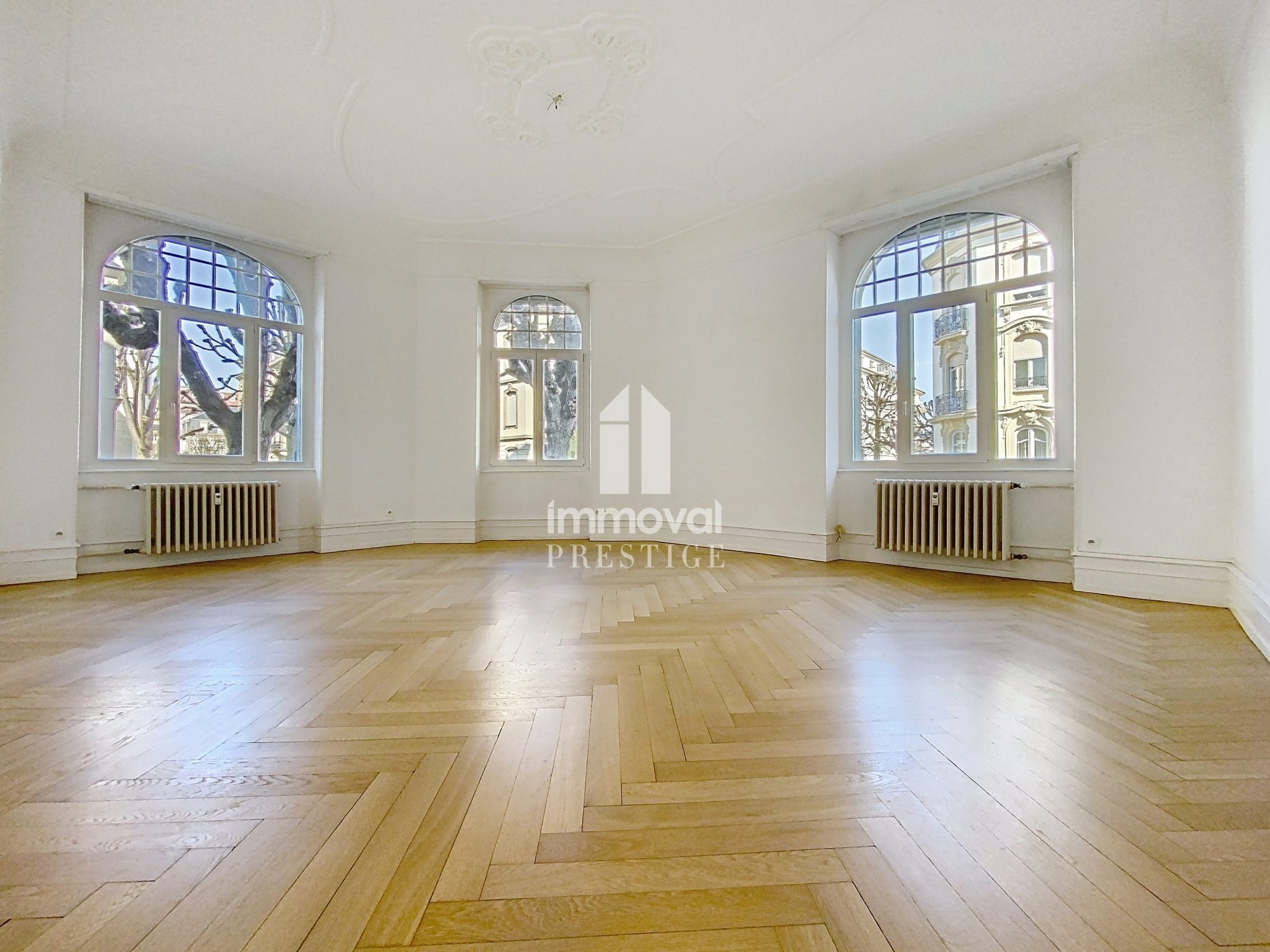 ORANGERIE - T6 - 216M²