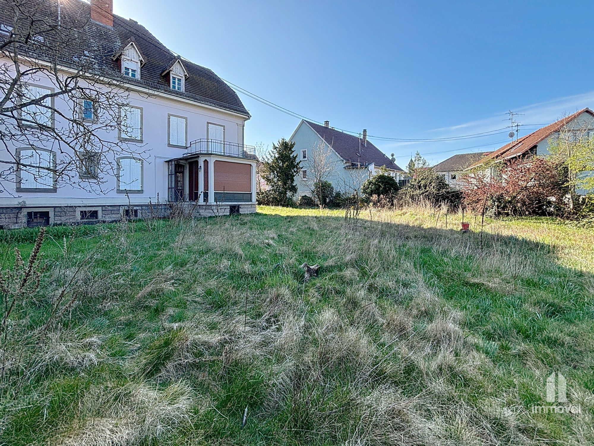 BISCHWILLER - MAISON - 238 M²