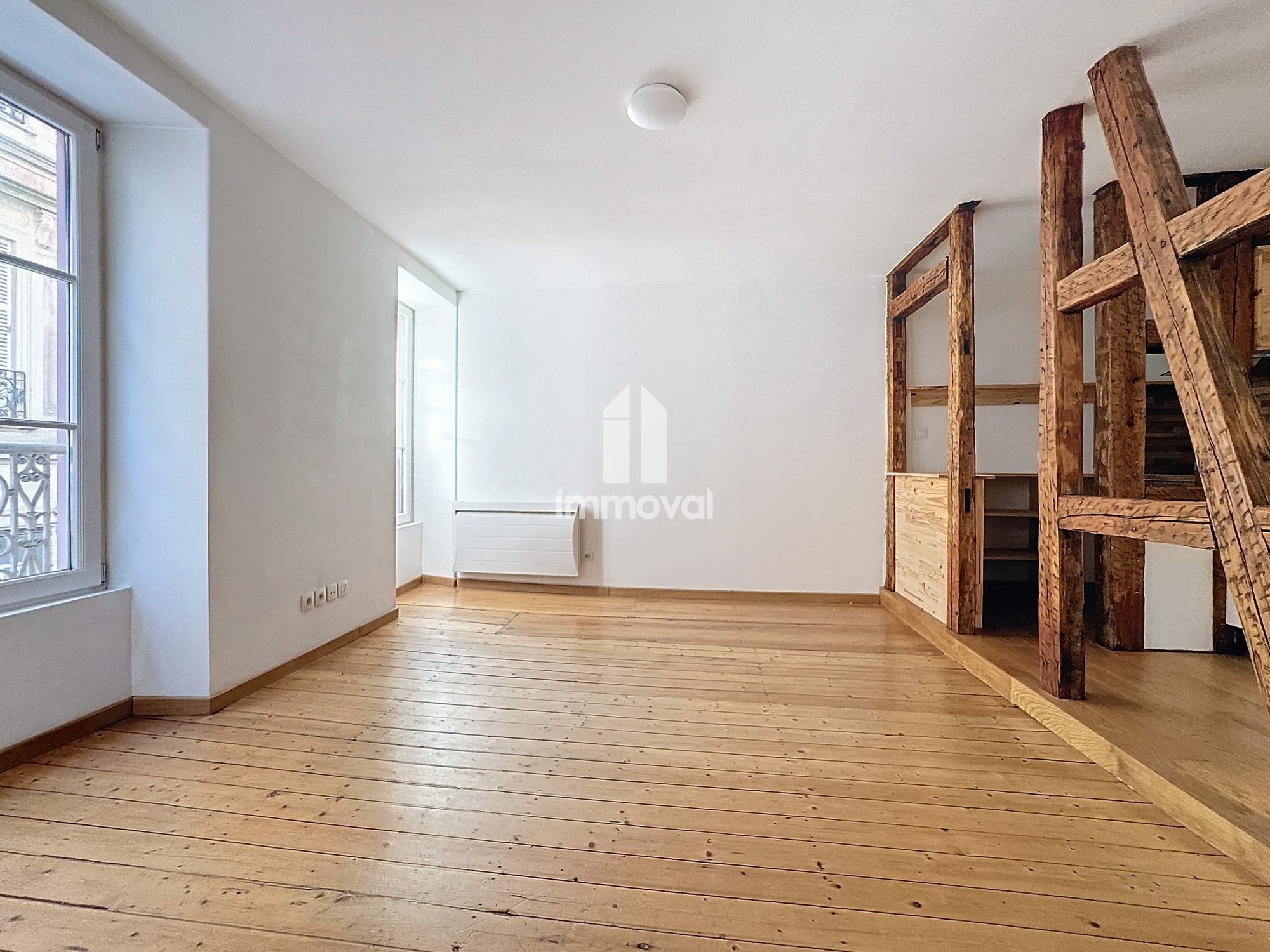 PLACE AUSTERLITZ -  T2 - 43.28m²
