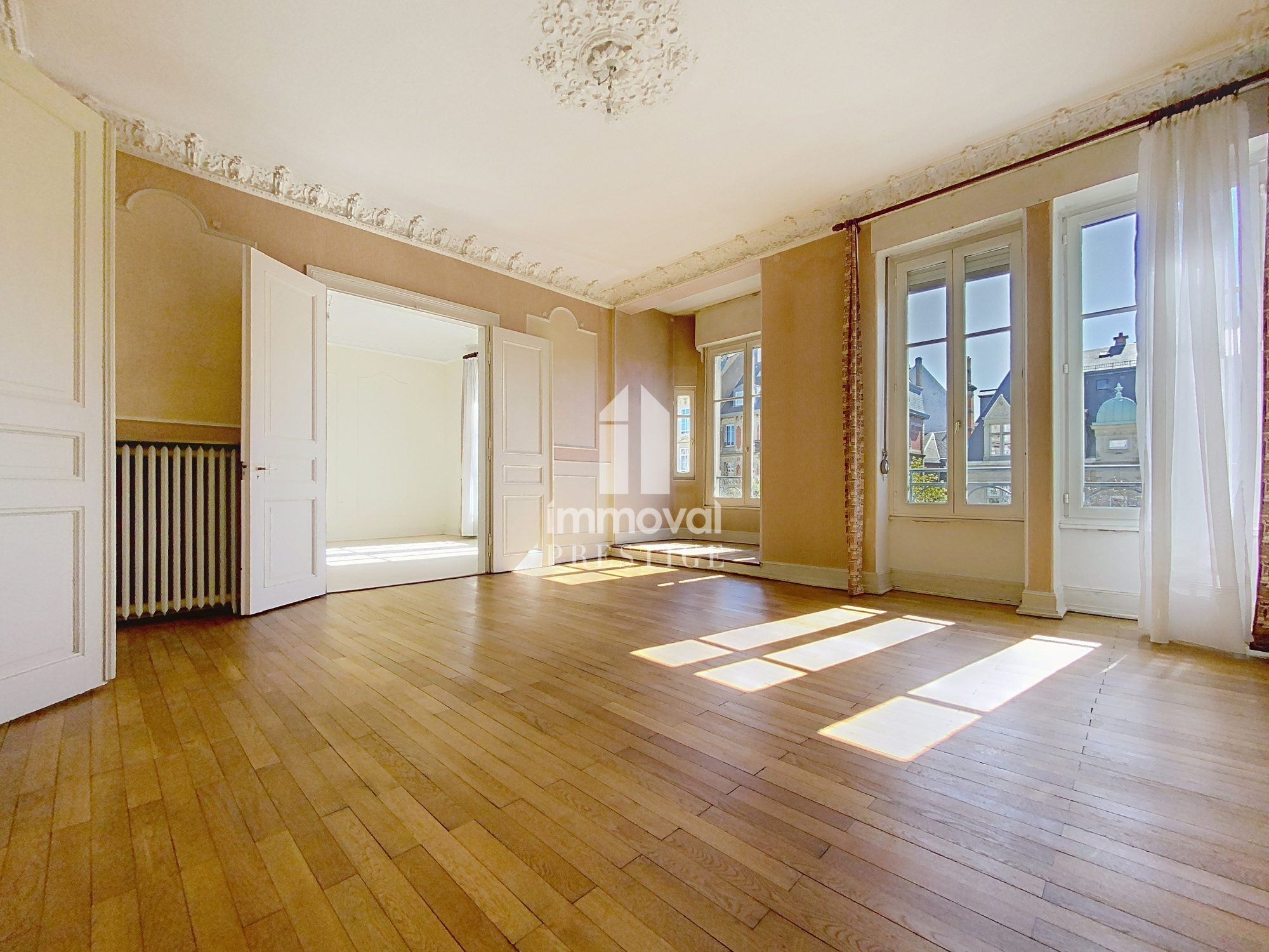 ORANGERIE -T6 - 182M²