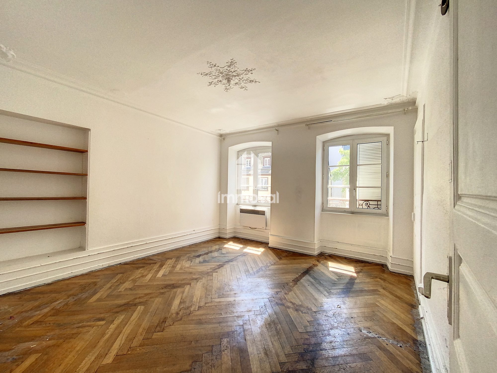 KRUTENAU Appartement 2/3P de 66m² à rénover