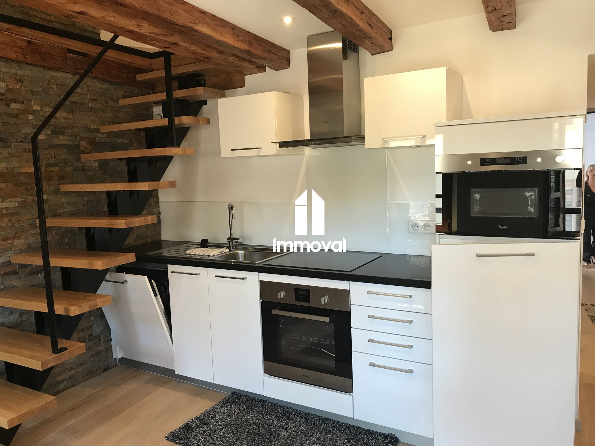 CENTRE VILLE -  2P MEUBLE EN DUPLEX - 39.82m²