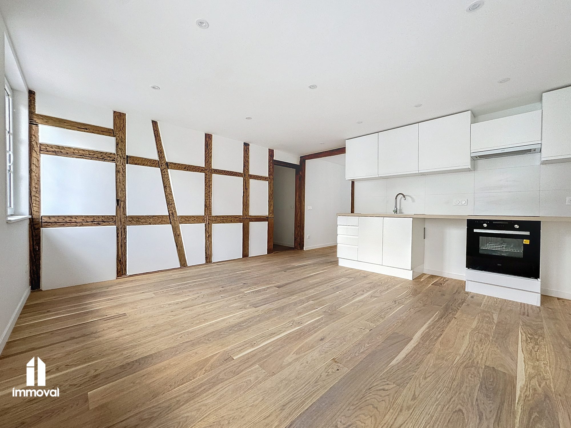 STRASBOURG DÉBUT ROBERTSAU APPT 1/2 P. 32M2