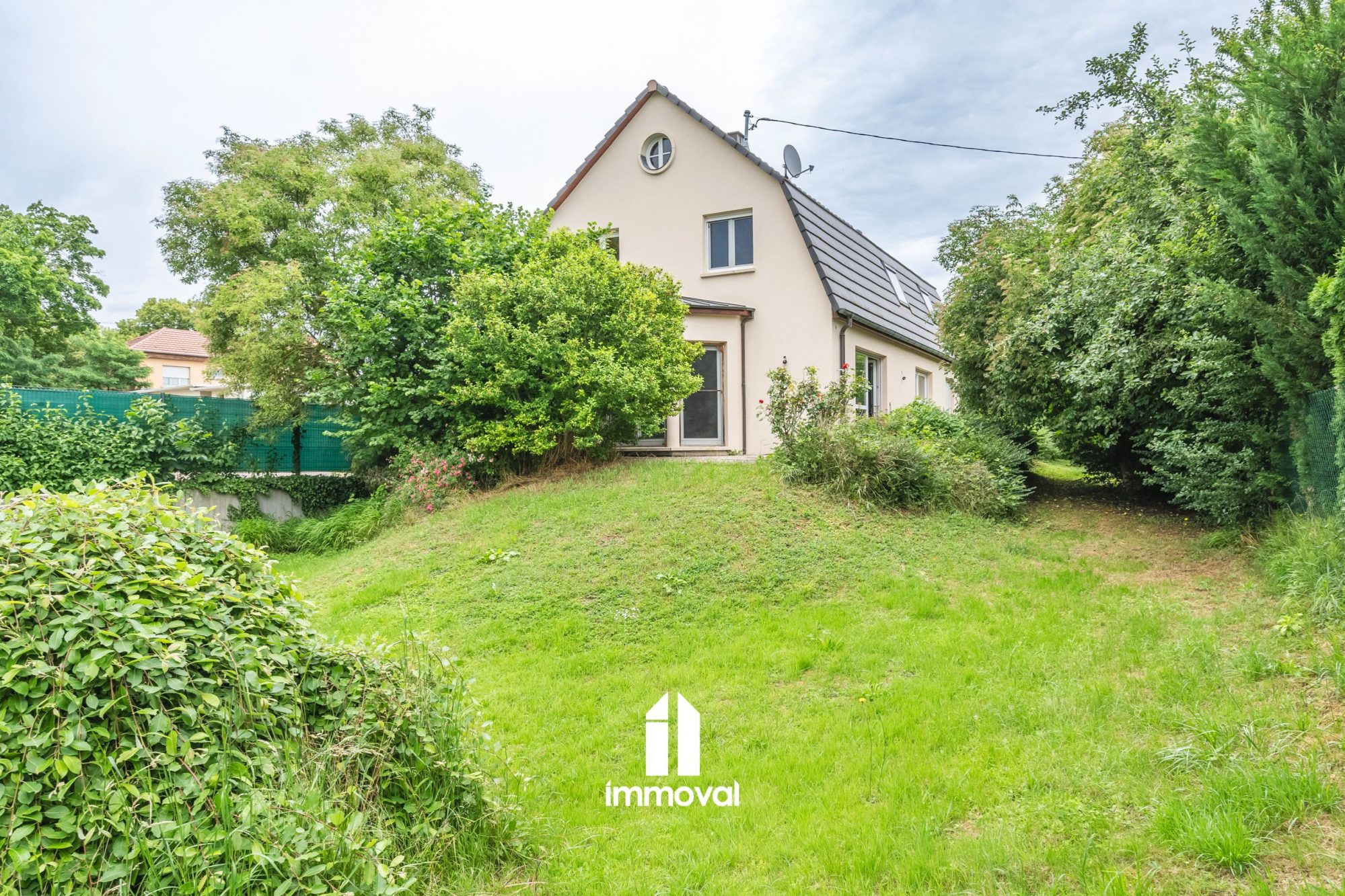 OSTWALD - MAISON - 170M² - 8,48ares