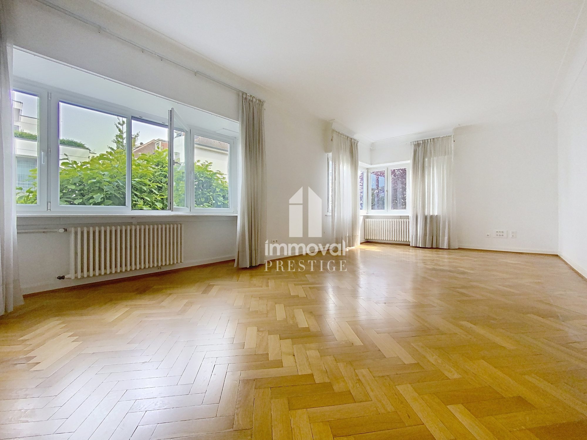 ORANGERIE -  IMMEUBLE - 245m2 sur 4,56 ARES