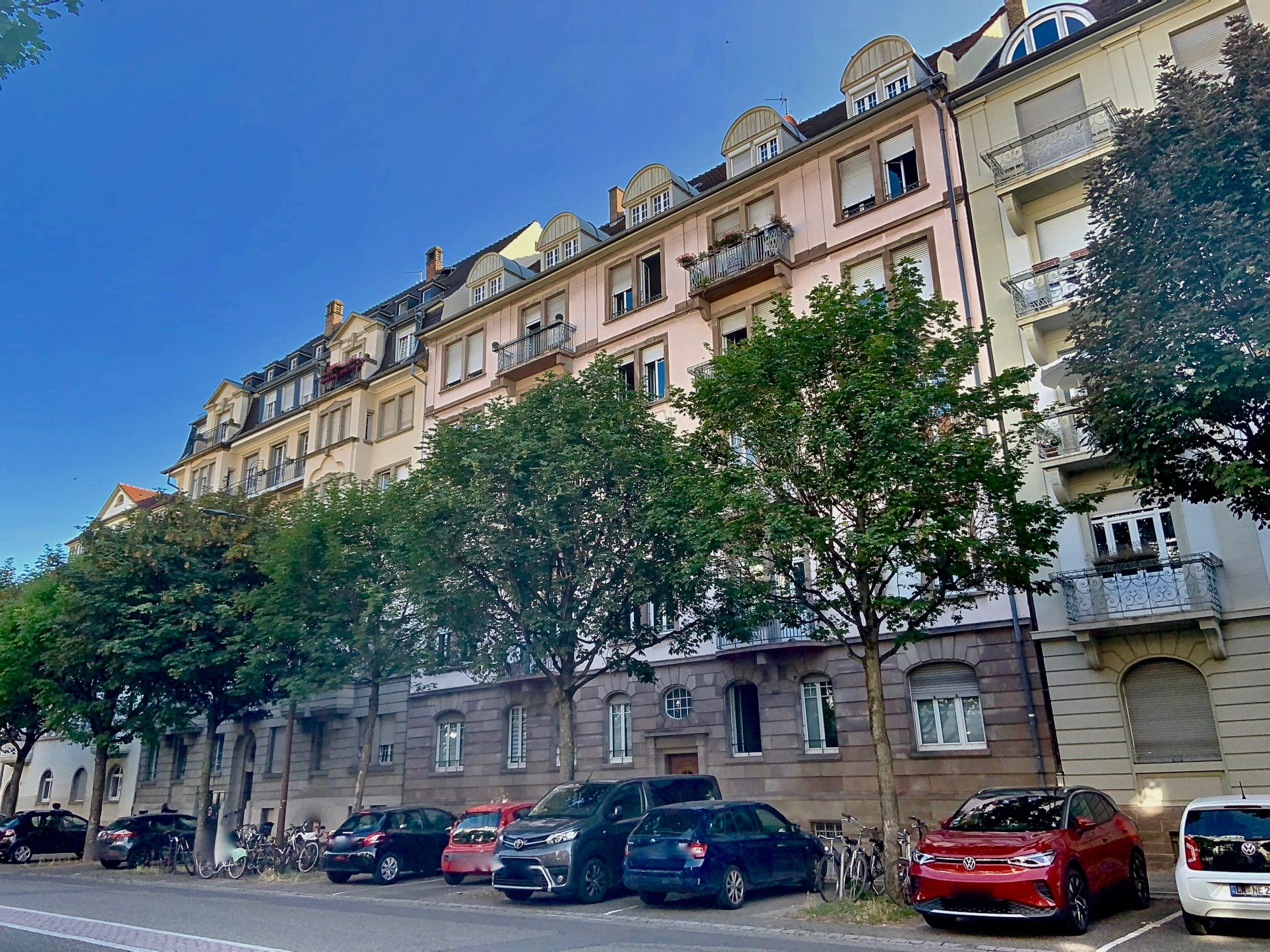 Strasbourg quartier Orangerie, immeuble de 1 411m2