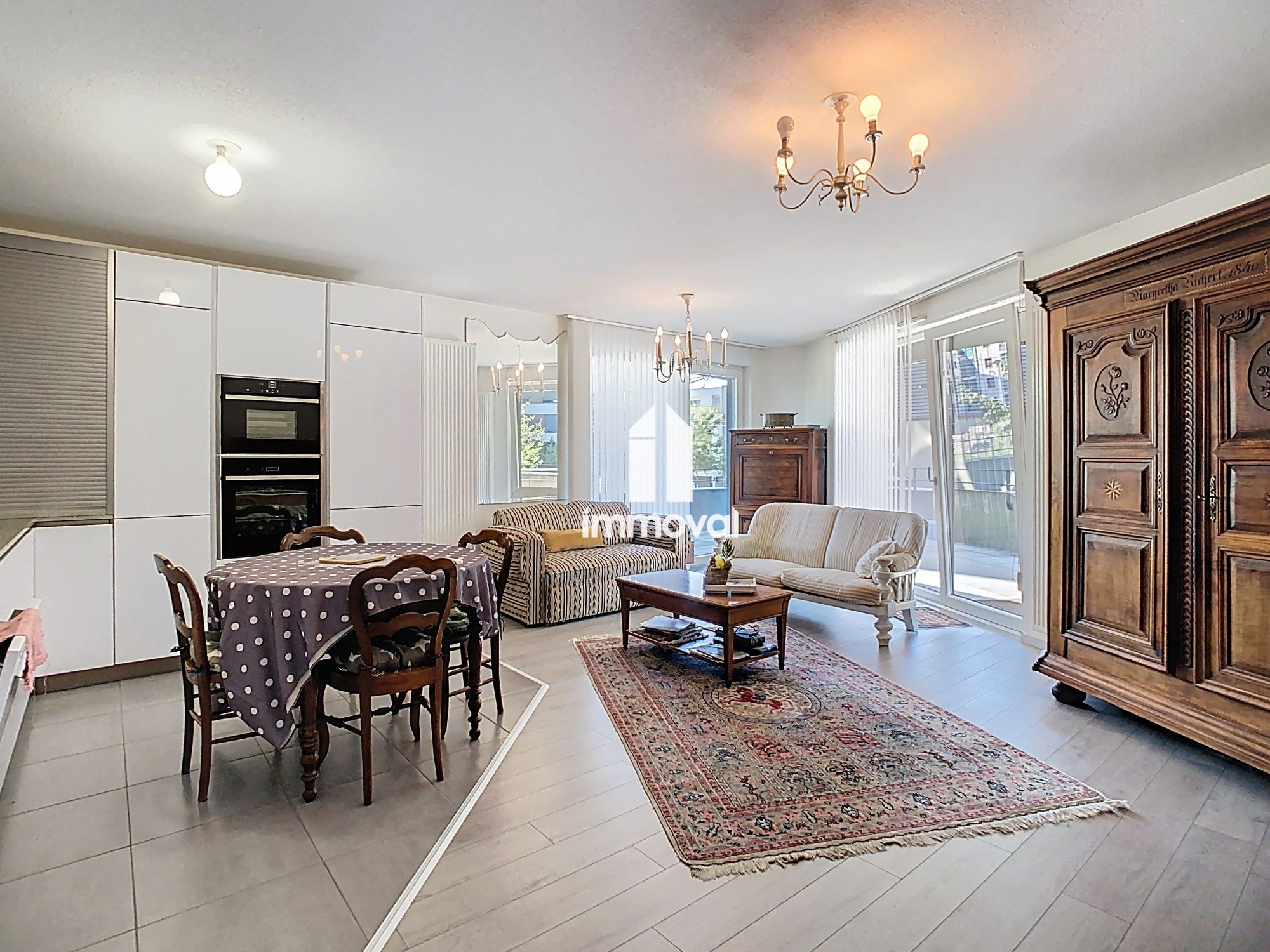 STRASBOURG - T4 - 77.61 M²