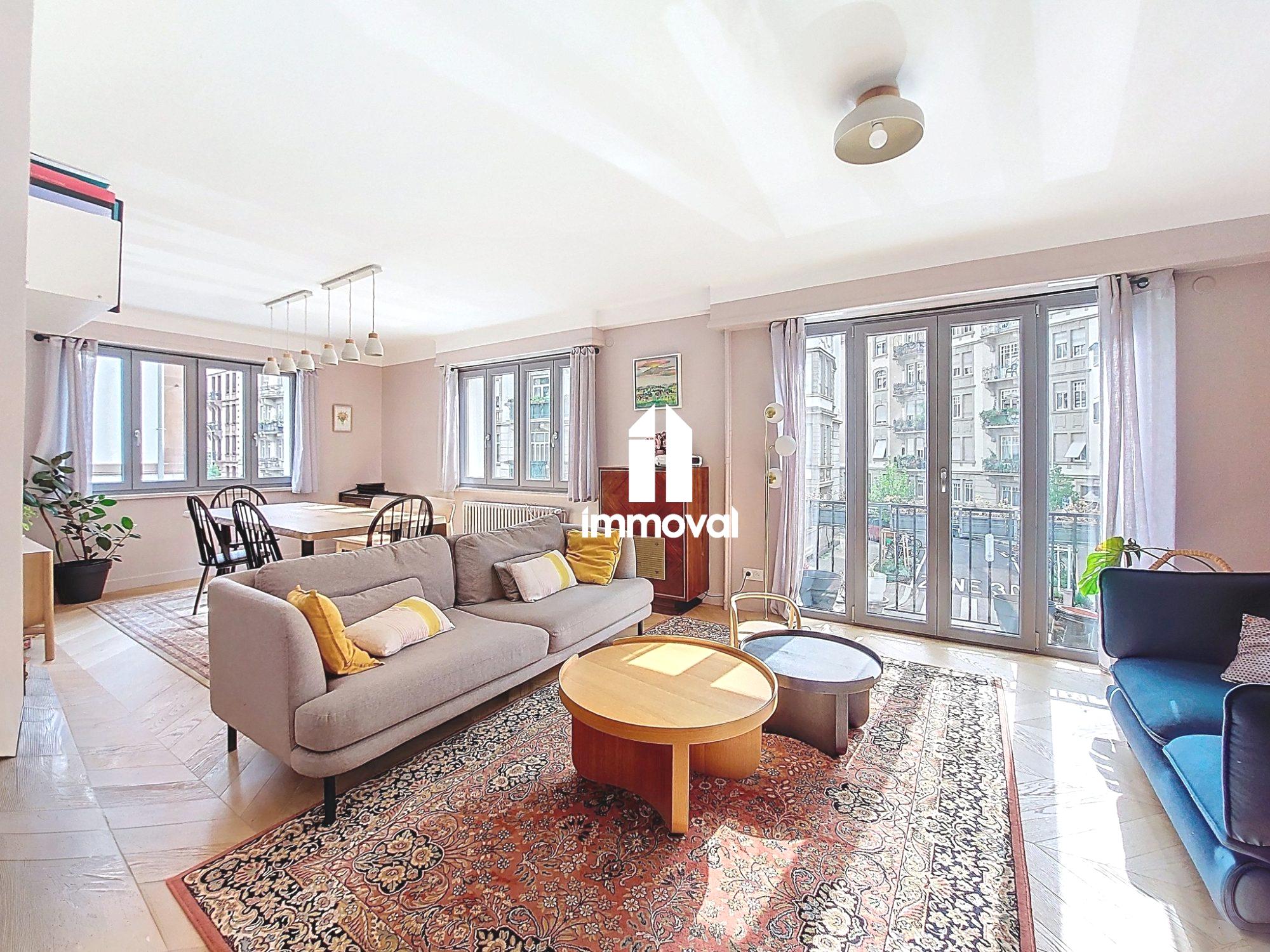CONTADES - 5 pces de 154.10m², terrasse, garages, cave, grenier