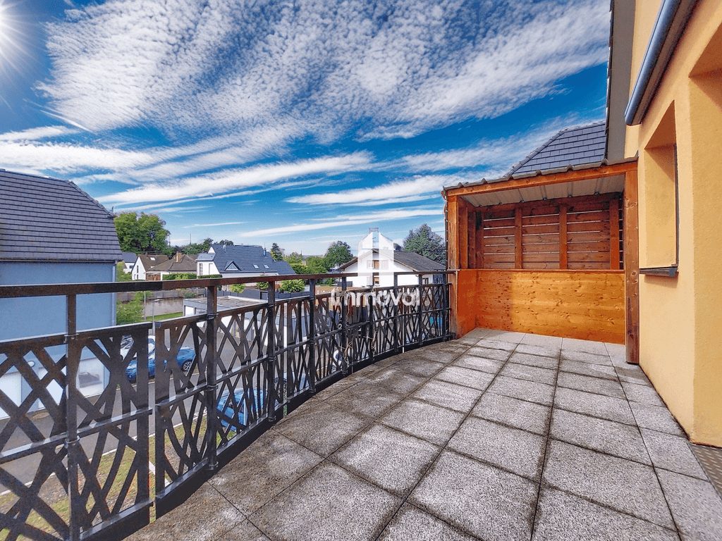 ESCHAU - 3 pces de 59.00m² garage parking cave