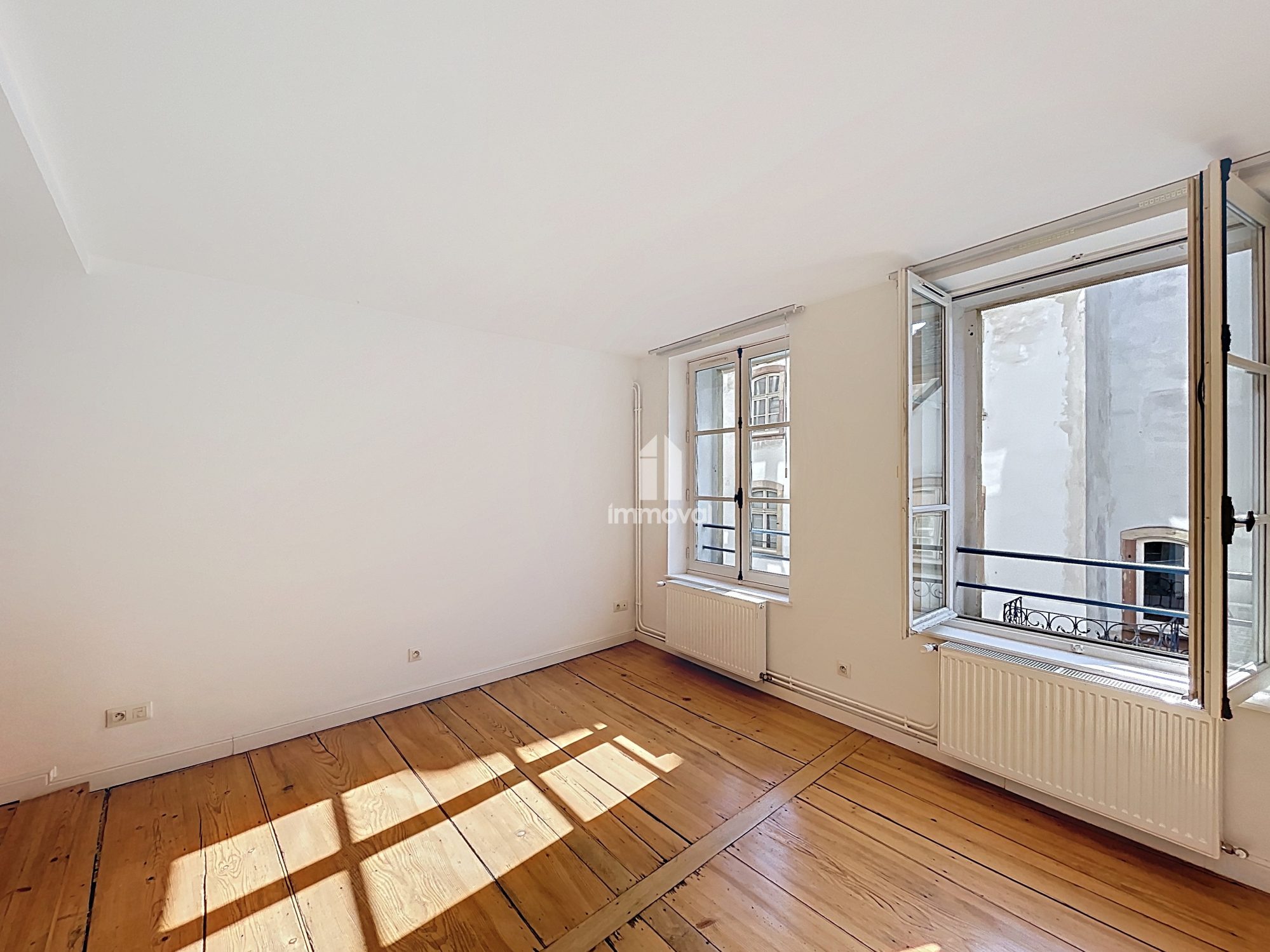 CENTRE VILLE-T3-65m²