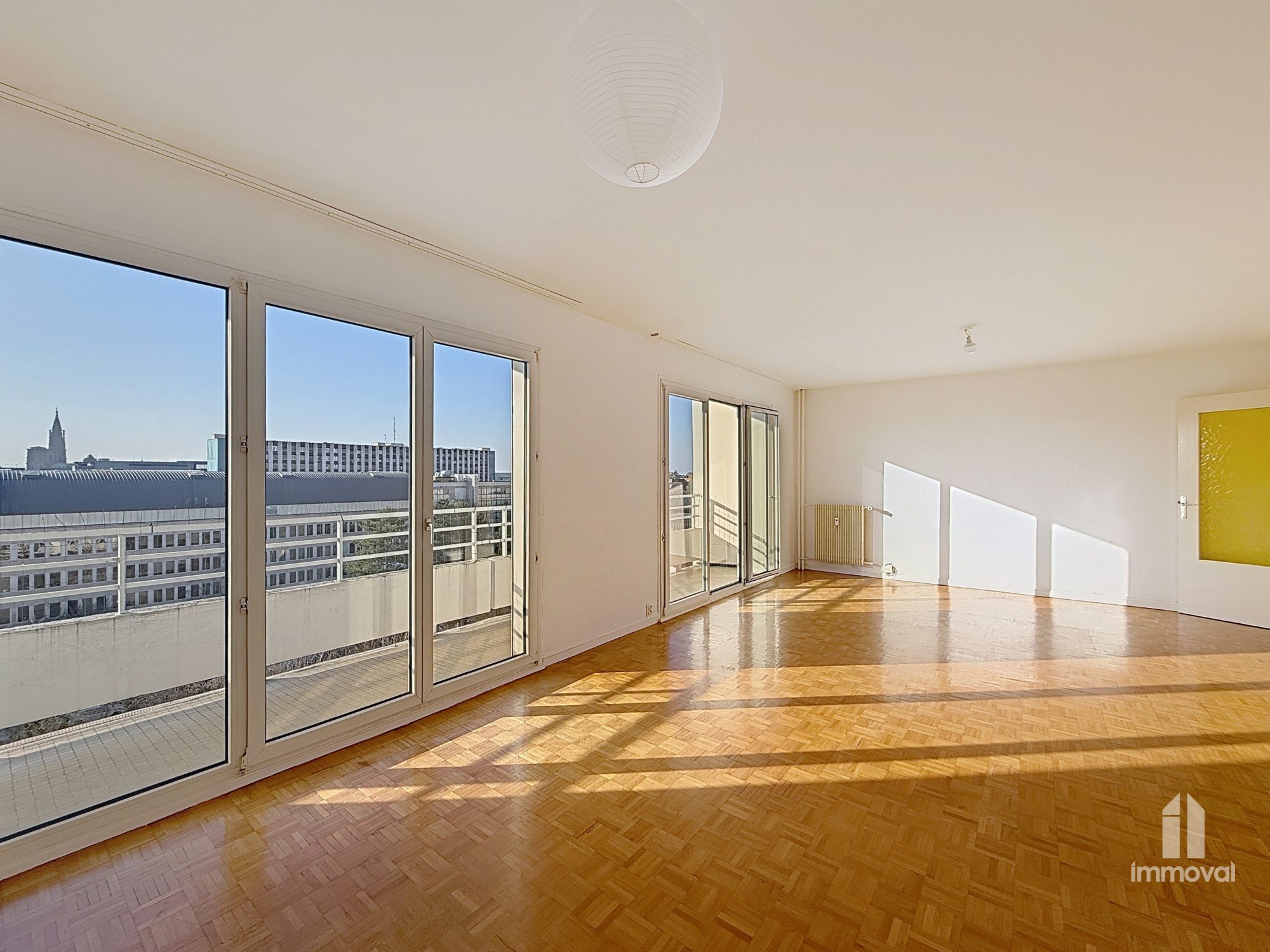 ESPLANADE-3/4 PIECES-94M2