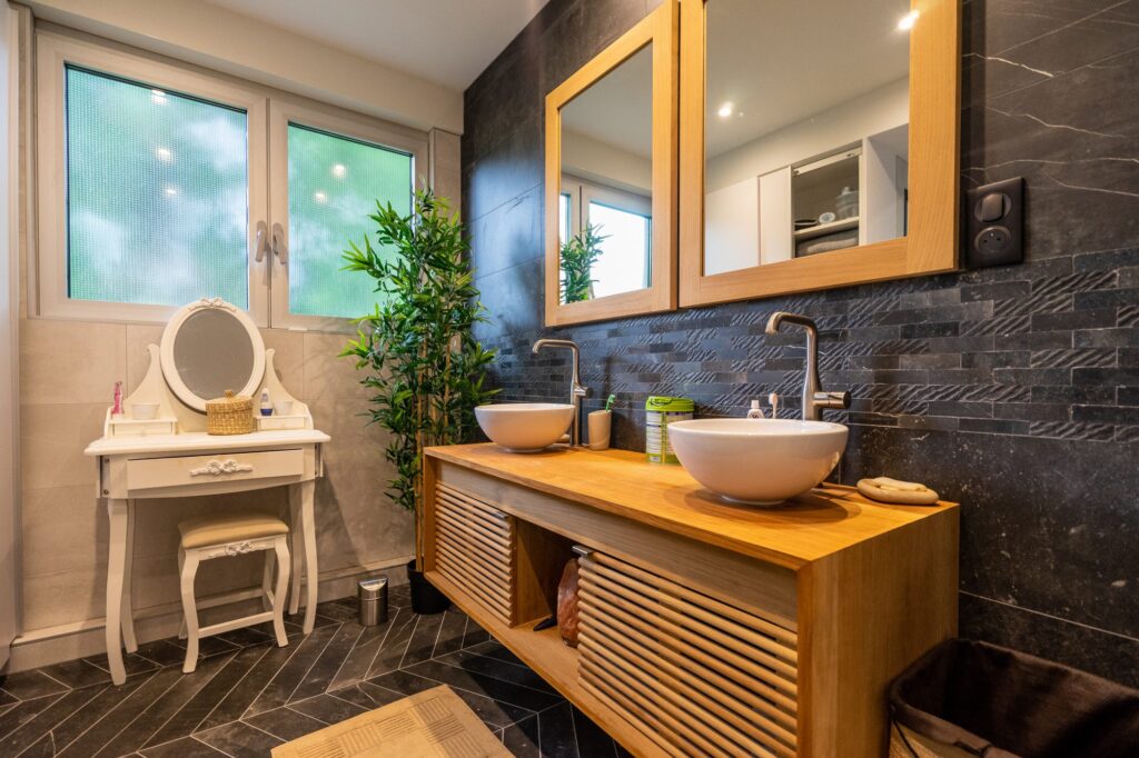 salle de bain moderne maison à vendre