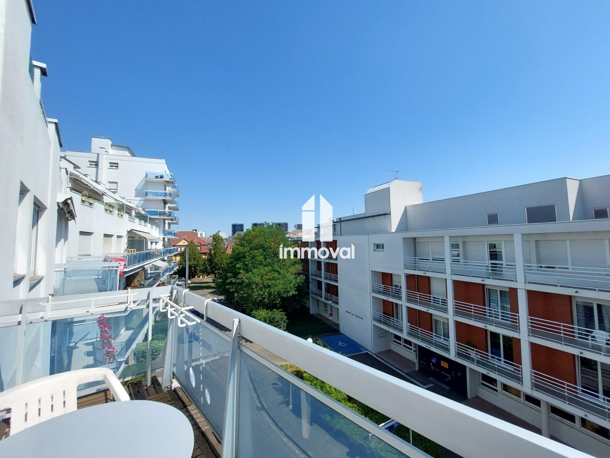 NEUDORF - 2P MEUBLE - 40.84m² balcon