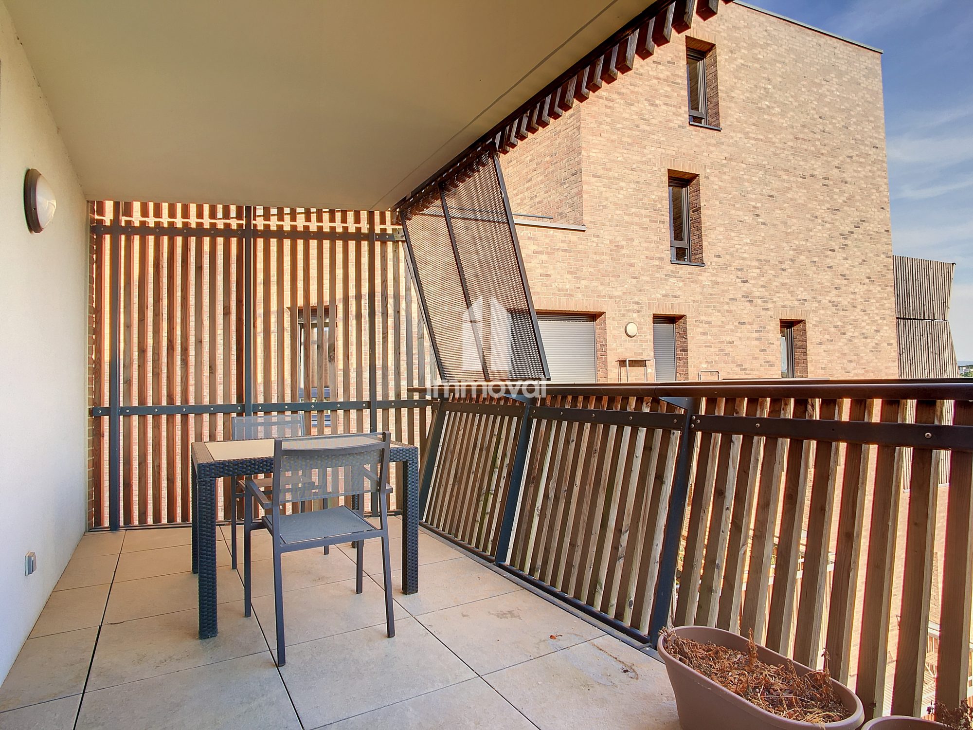 NEUDORF - 3 PIECES MEUBLE AVEC PARKING