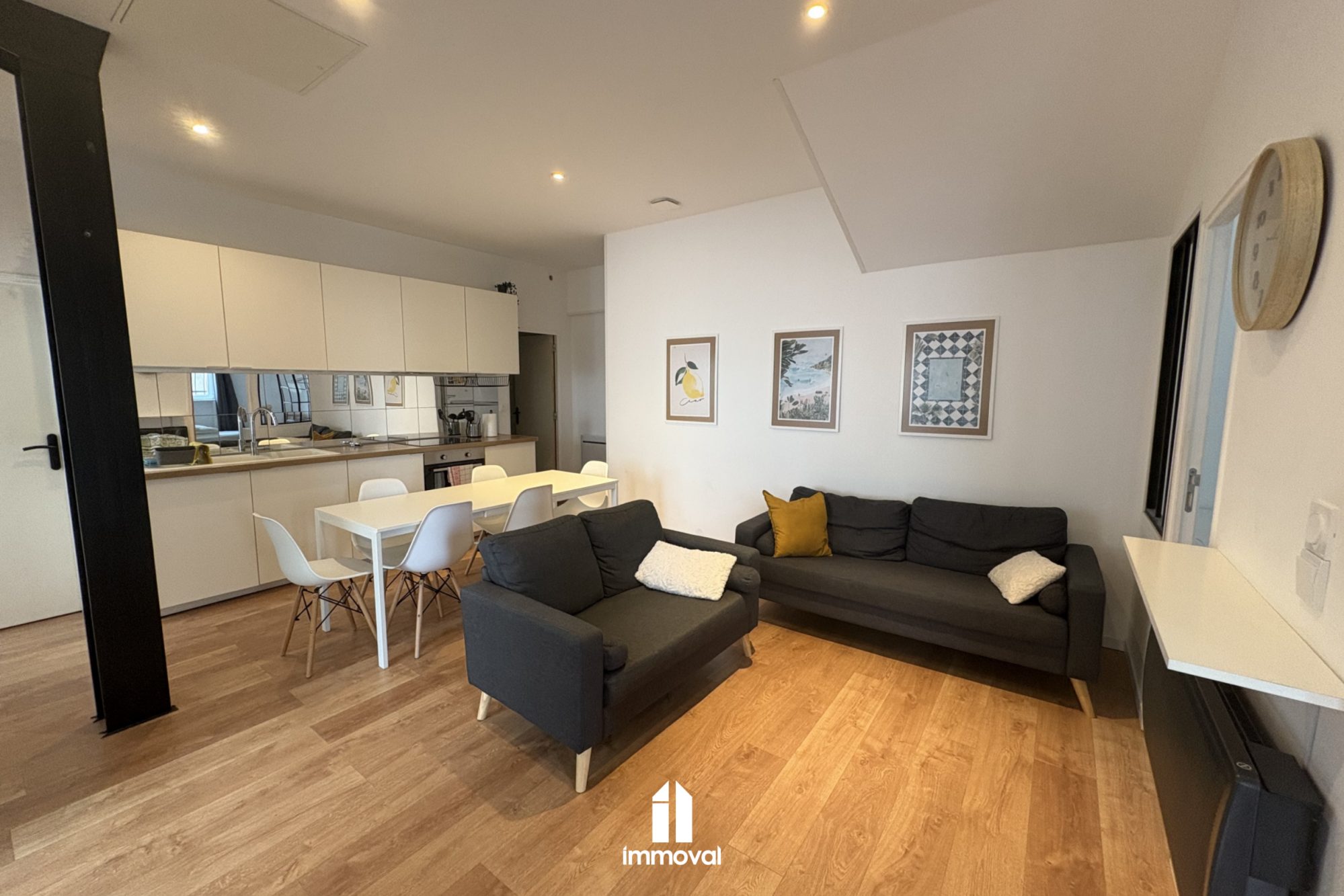 Neudorf, rue de Bale, Appartememnt 6 piéces de 94,50m2