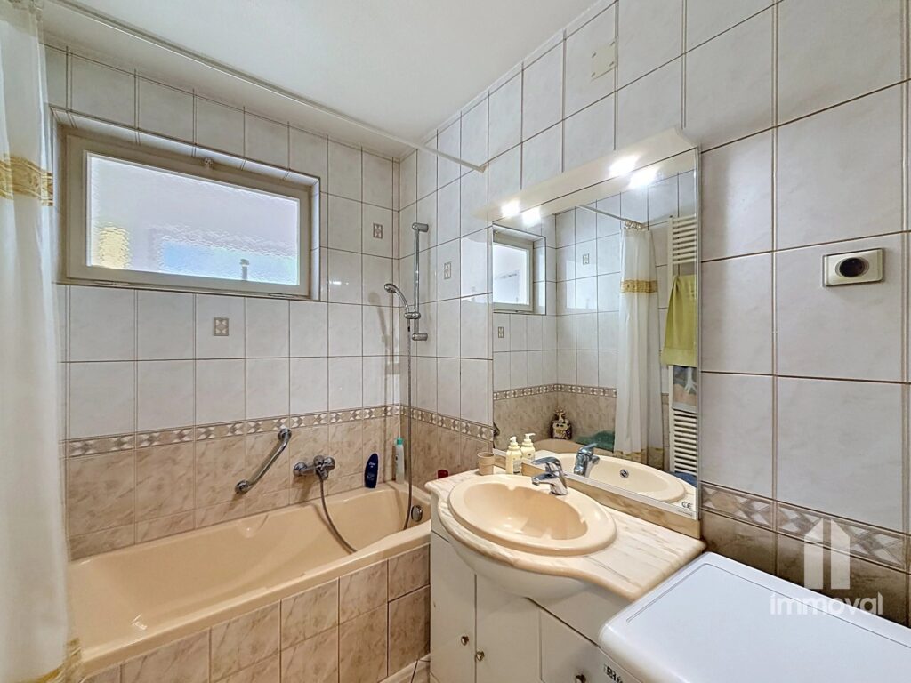 1a01ead268e1c91a9a04f5837a2b9983 28cf77ac14 2880 original.jpg